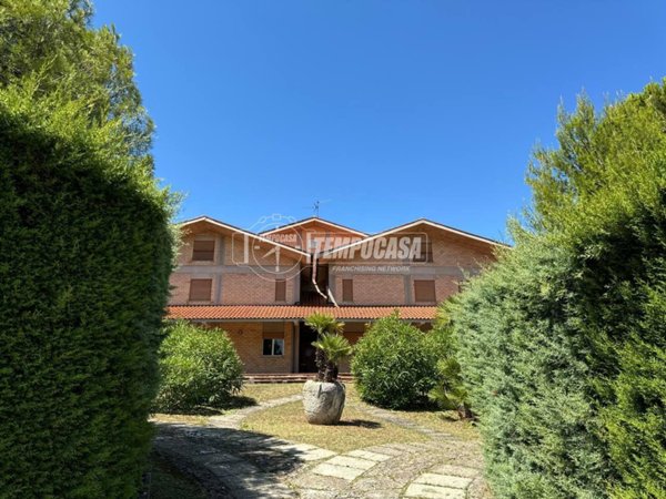 villa in vendita a Casalincontrada