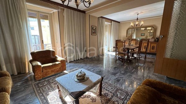 casa indipendente in vendita a Casoli