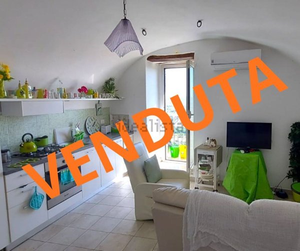 casa indipendente in vendita a Casoli
