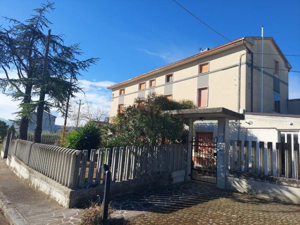 casa indipendente in vendita a Casoli