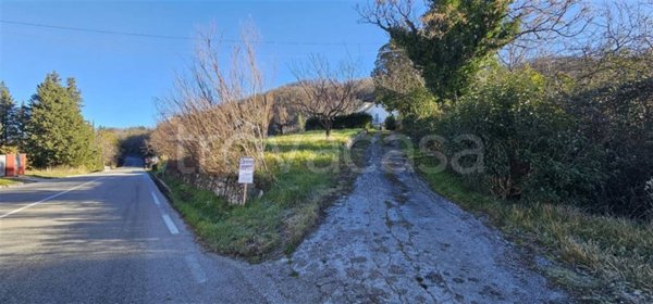 casa semindipendente in vendita a Casoli