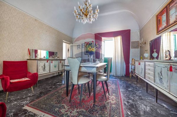 casa indipendente in vendita a Casoli