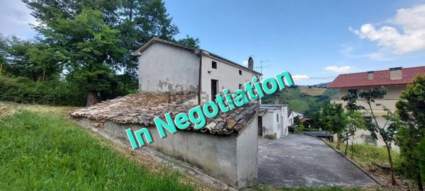 casa indipendente in vendita a Casoli