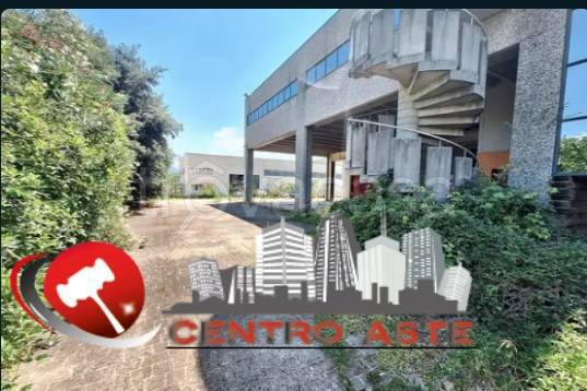 capannone in vendita a Casoli in zona Piano delle Vigne