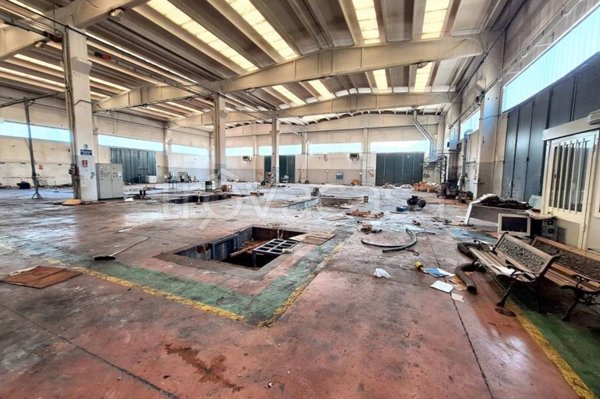 ufficio in vendita a Casoli in zona Piano delle Vigne