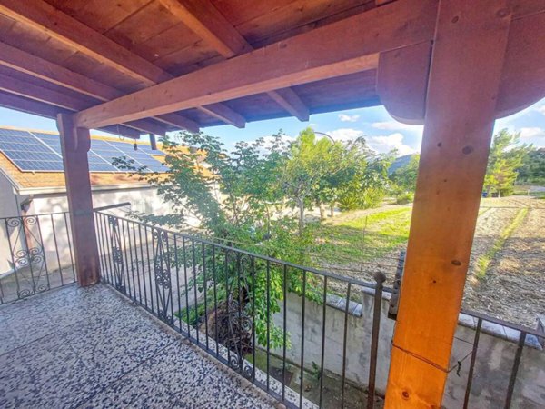 pentavano in vendita a Casoli