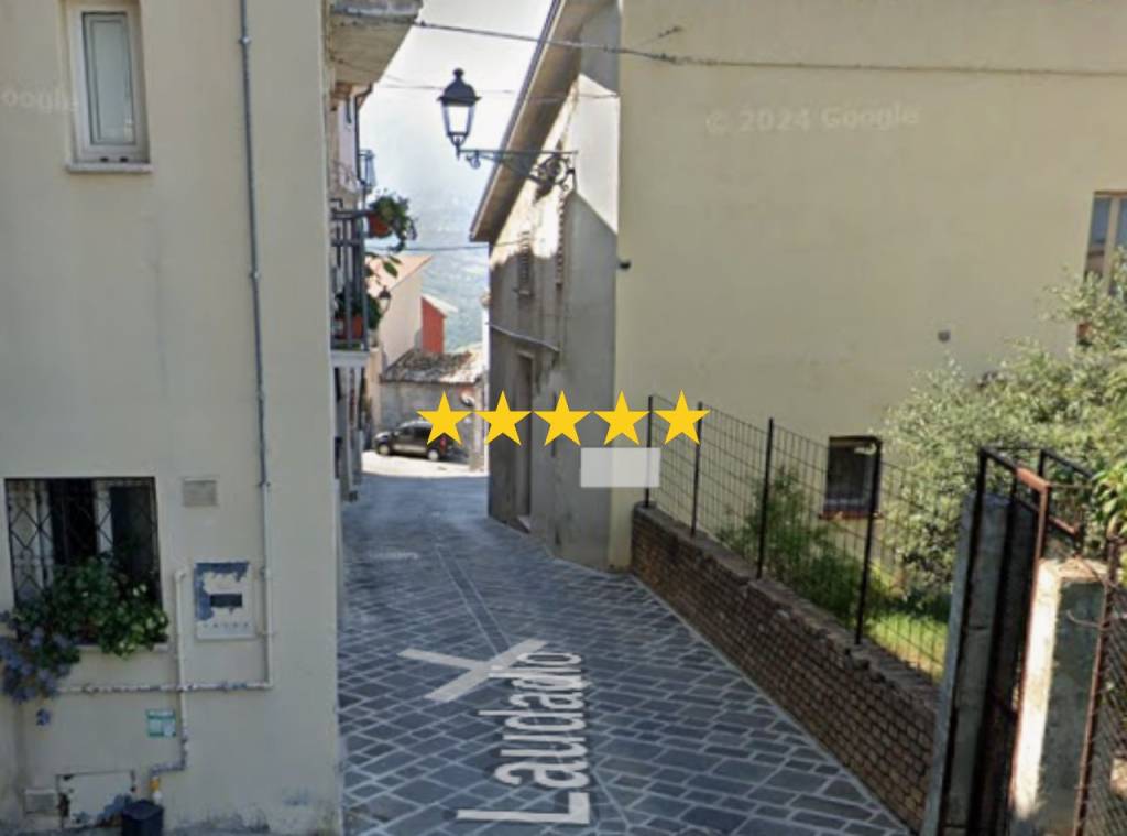 casa indipendente in vendita a Casoli