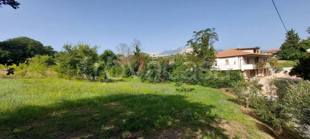 casa indipendente in vendita a Casoli