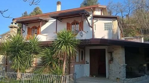 casa indipendente in vendita a Casoli in zona Quarto da Capo
