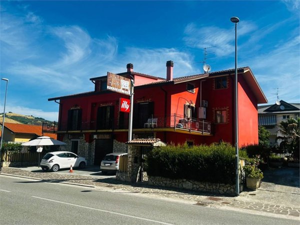 casa indipendente in vendita a Casoli in zona Selva Piana