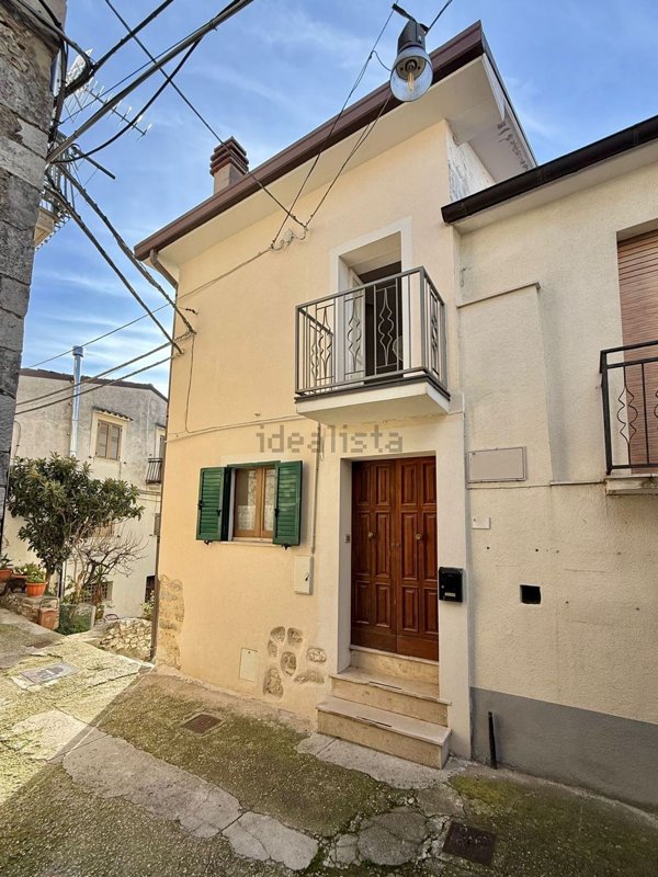casa semindipendente in vendita a Casoli in zona Cavassutti