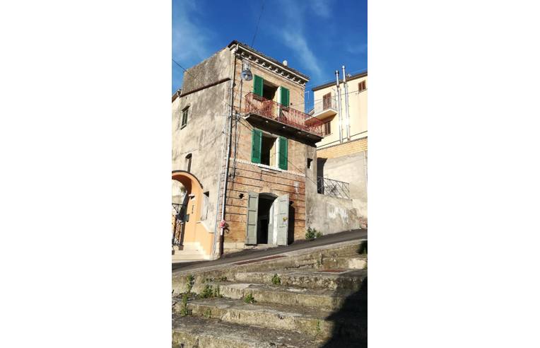 casa indipendente in vendita a Casoli in zona Cavassutti