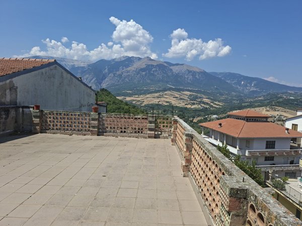 casa indipendente in vendita a Casoli in zona Cavassutti