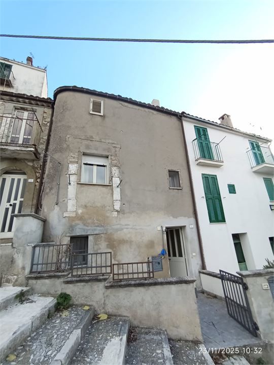 casa indipendente in vendita a Casoli in zona Cavassutti