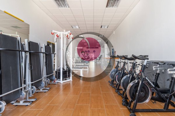 locale commerciale in vendita a Castel Frentano