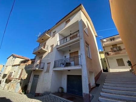 casa indipendente in vendita a Castel Frentano