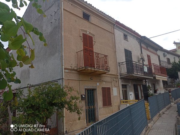 casa indipendente in vendita a Castel Frentano