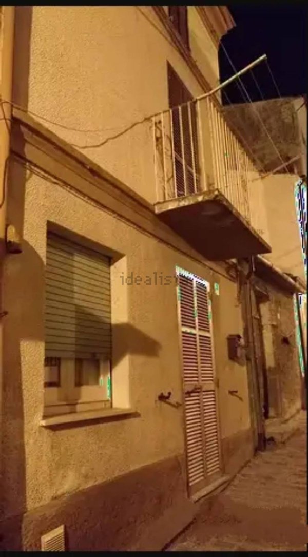 casa indipendente in vendita a Castel Frentano