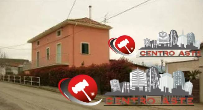 casa indipendente in vendita a Castel Frentano