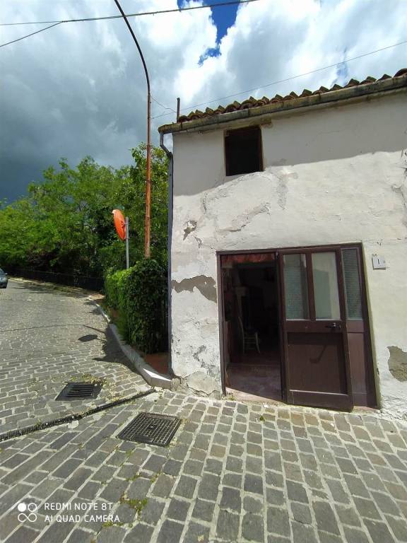casa indipendente in vendita a Castel Frentano
