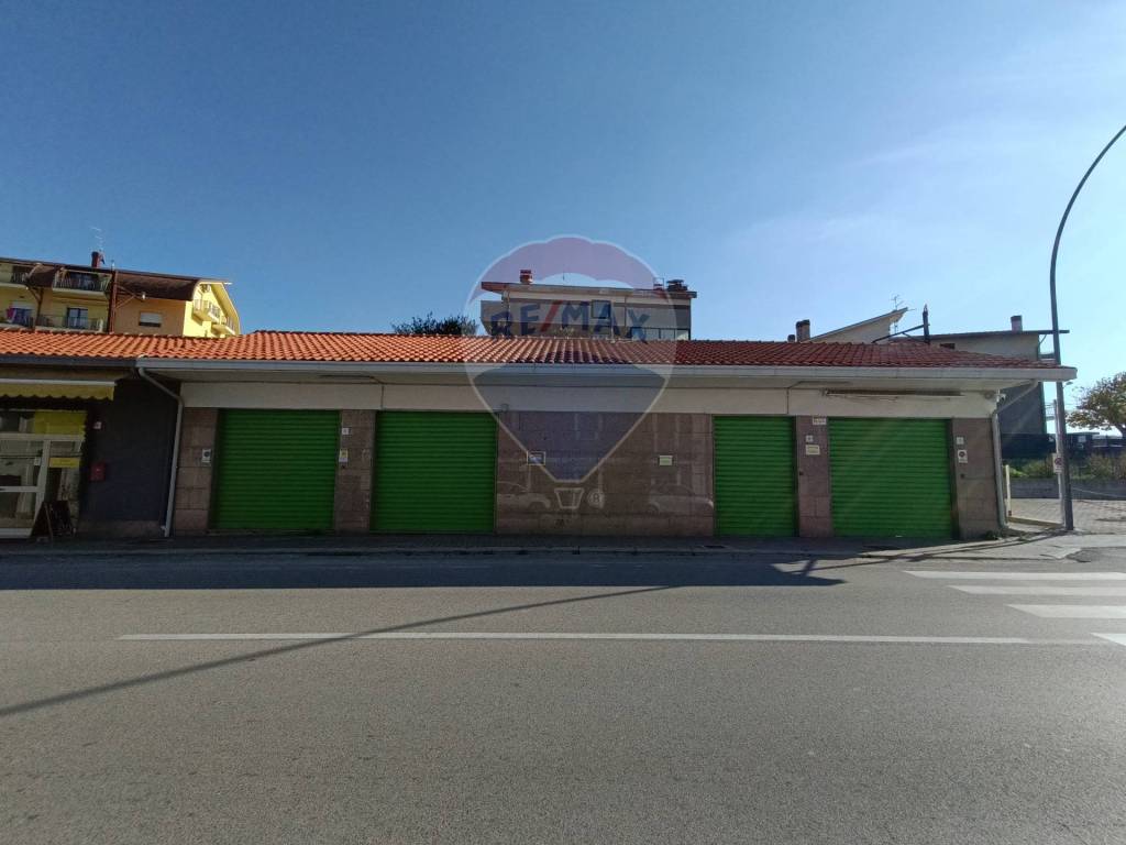 locale commerciale in vendita a Castel Frentano in zona San Rocco