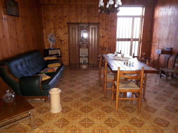 pentavano in vendita a Castel Frentano