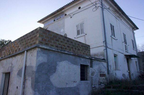 casa semindipendente in vendita a Castel Frentano in zona Crocetta