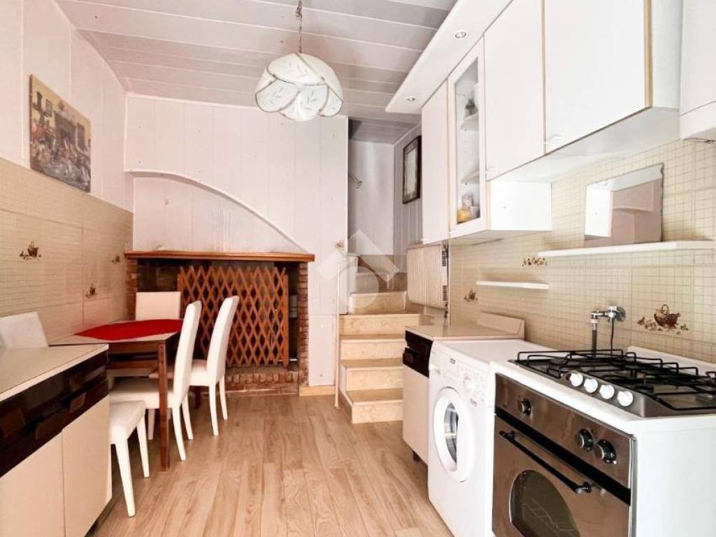 casa indipendente in vendita a Castel Frentano