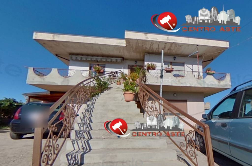 casa indipendente in vendita a Castel Frentano