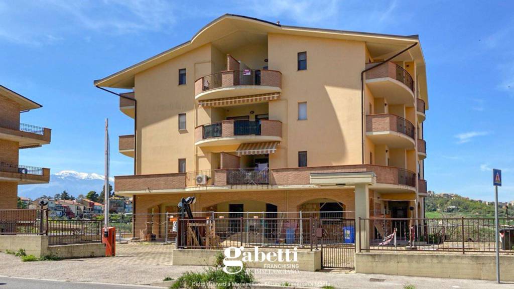 appartamento in vendita a Castel Frentano in zona San Rocco