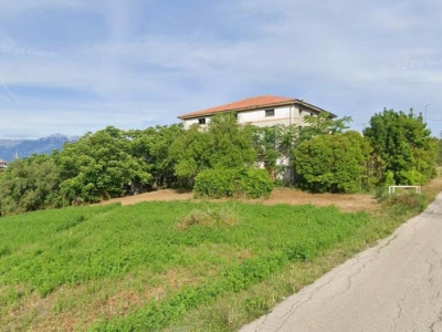 casa semindipendente in vendita a Castel Frentano in zona Lentesco