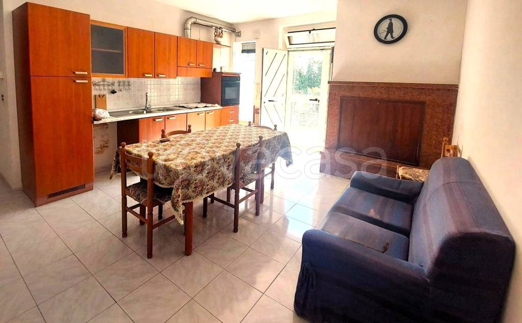 appartamento in vendita a Castel Frentano in zona Trastulli