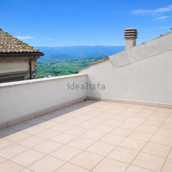 casa indipendente in vendita a Castel Frentano