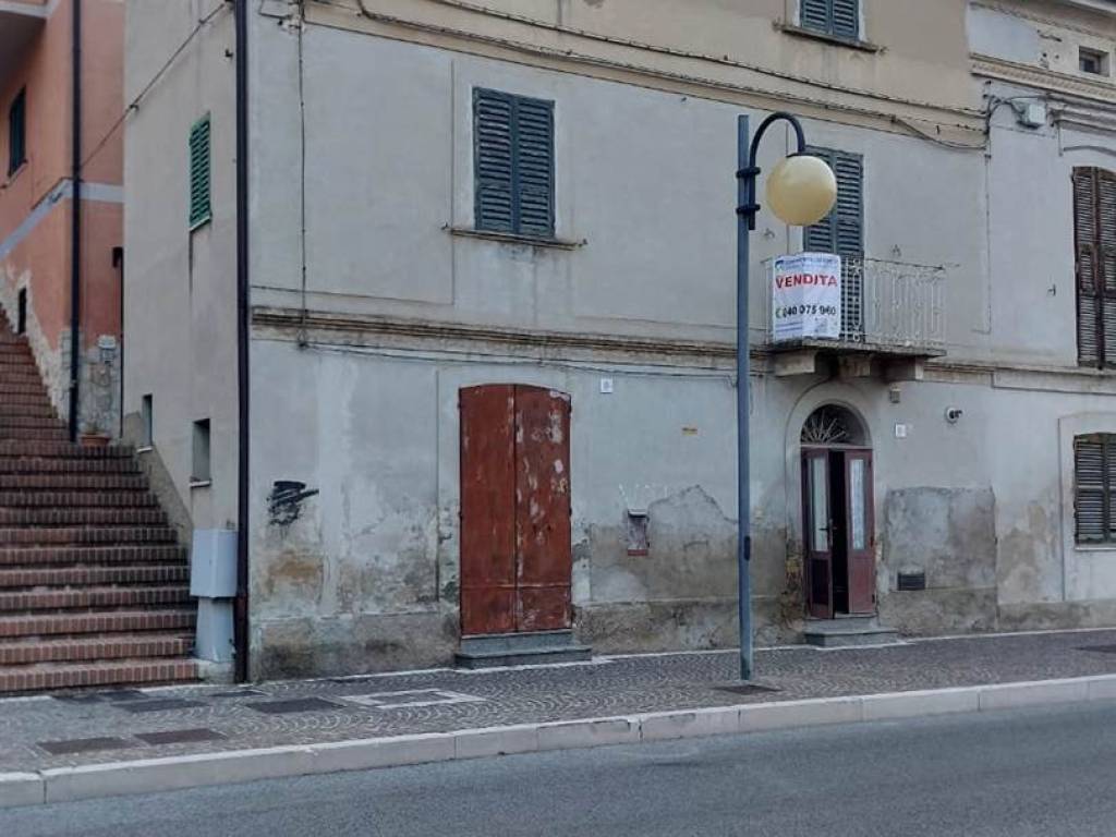 casa semindipendente in vendita a Castel Frentano