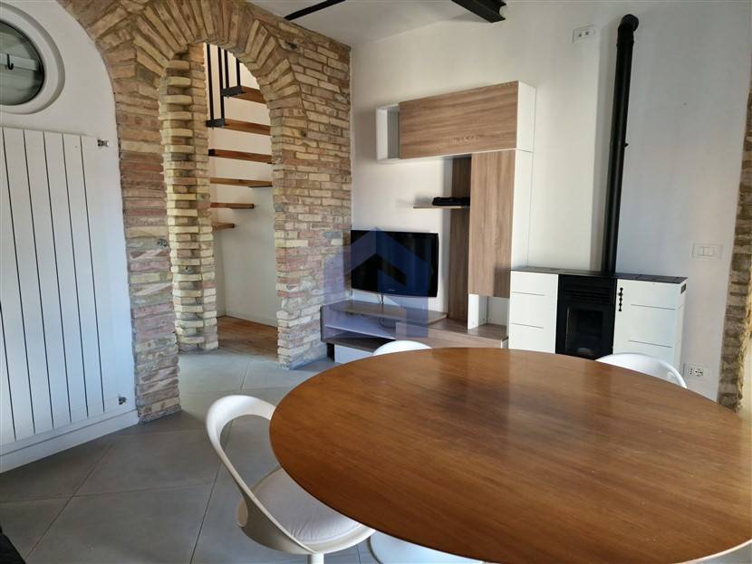 casa indipendente in vendita a Castel Frentano