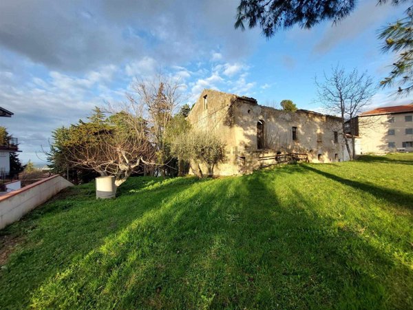 casa indipendente in vendita a Castel Frentano in zona San Vincenzo