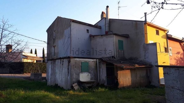 appartamento in vendita a Castel Frentano in zona Pera