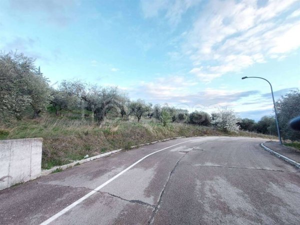 casa indipendente in vendita a Castel Frentano in zona San Rocco