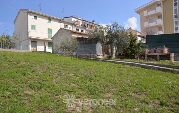 casa semindipendente in vendita a Castel Frentano in zona Pera