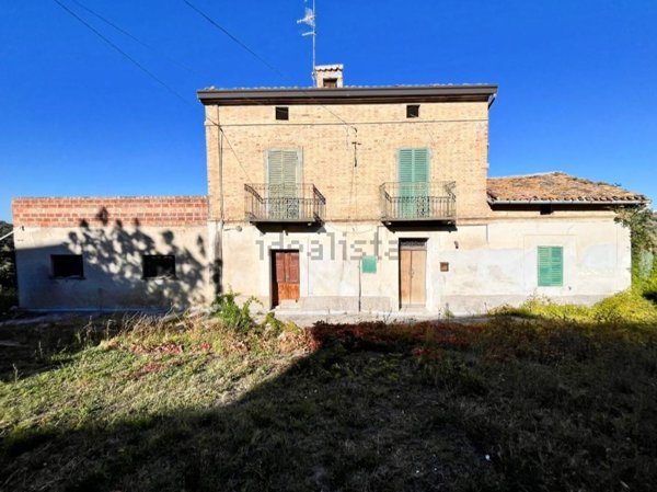 appartamento in vendita a Castel Frentano in zona Pera