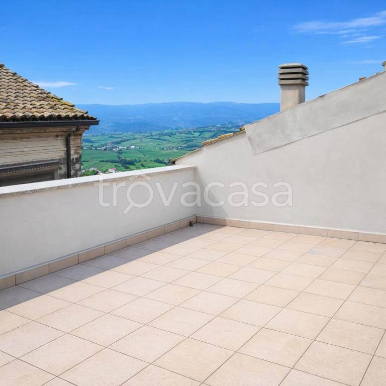 casa indipendente in vendita a Castel Frentano in zona Pera