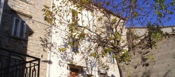 casa indipendente in vendita a Castiglione Messer Marino