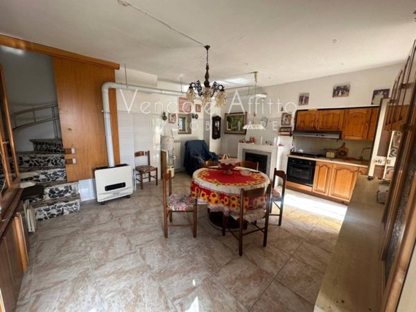 casa indipendente in vendita a Celenza sul Trigno