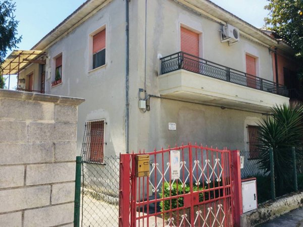 casa indipendente in vendita a Chieti in zona Chieti Scalo