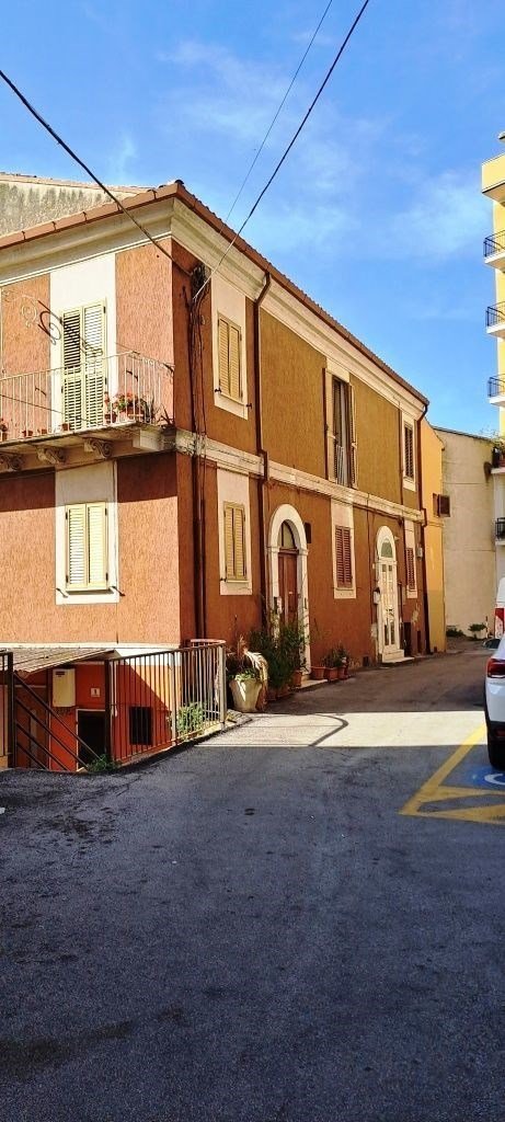 casa indipendente in vendita a Chieti