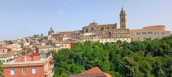 appartamento in vendita a Chieti in zona Centro Città