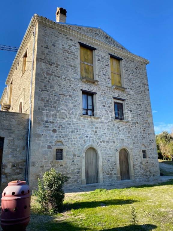 casa indipendente in vendita a Chieti