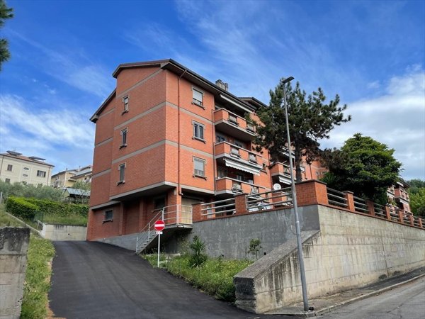 appartamento in vendita a Chieti in zona Colle Arenazze