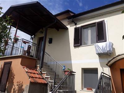 casa indipendente in vendita a Chieti