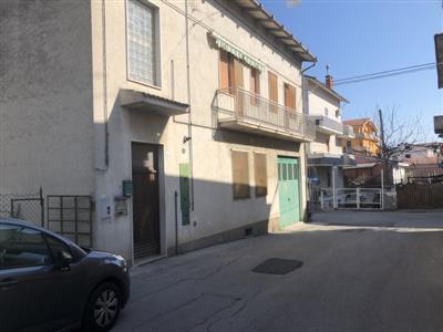 casa indipendente in vendita a Chieti in zona San Nicola